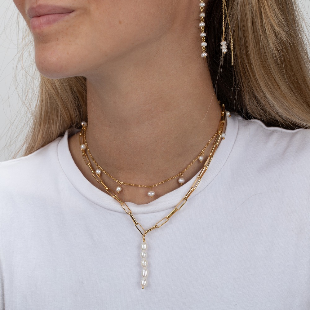 HANGING PEARLS GOLD NECKLACE